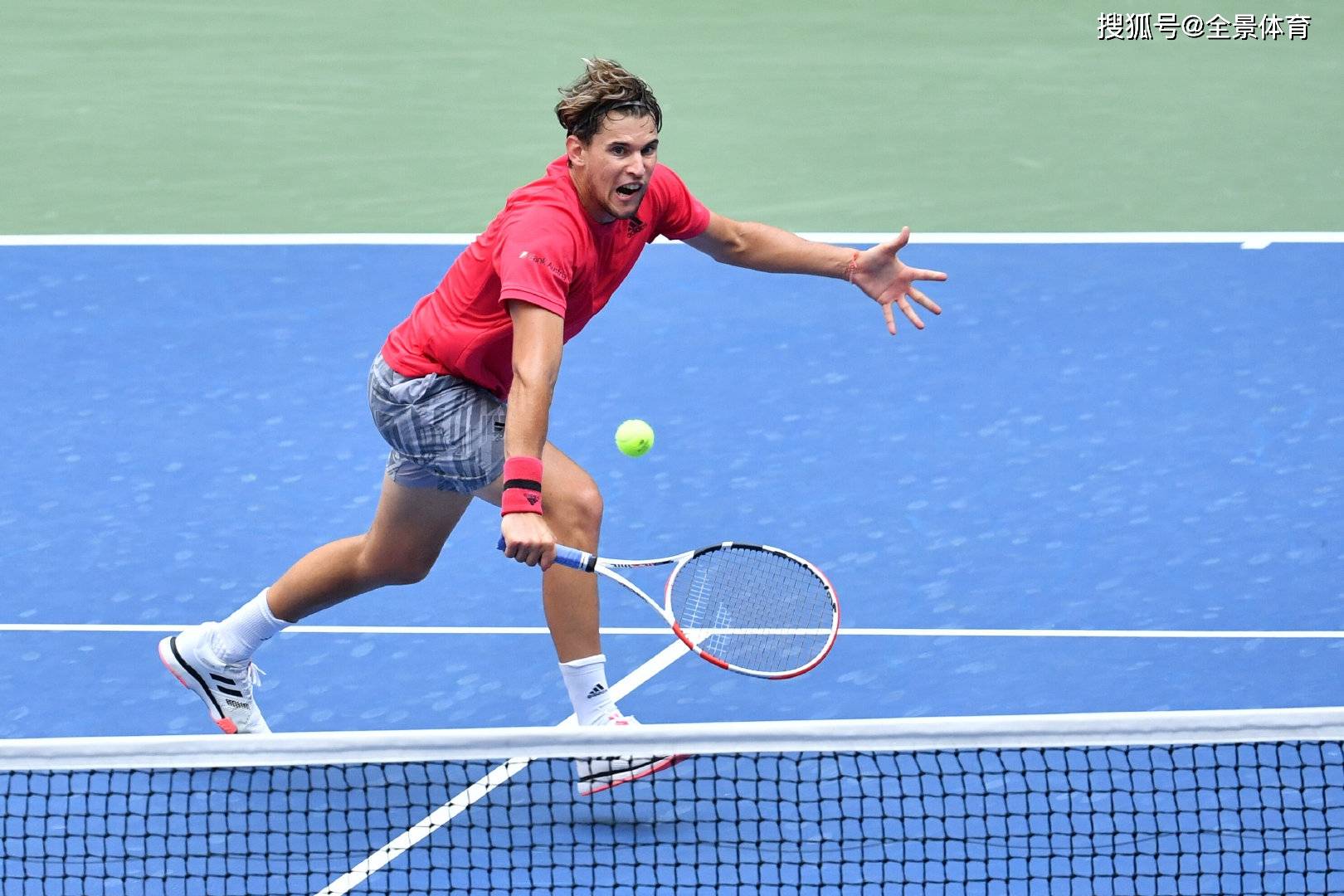 爱游戏官方-联合杯碾压年终总决赛，蒂姆惊艳四座