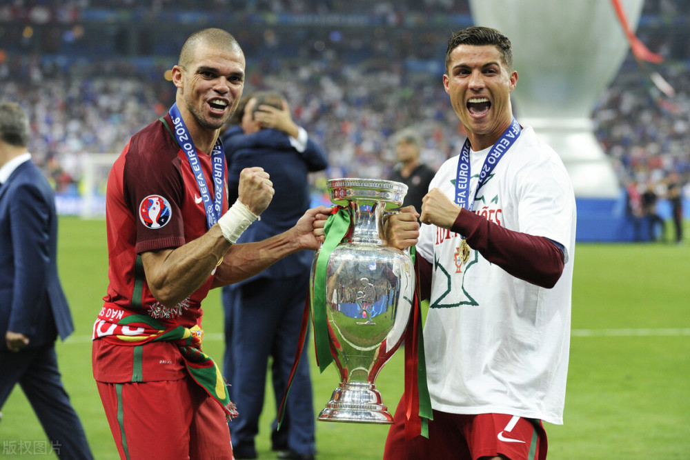 法国队横扫葡萄牙队，马龙状态火热